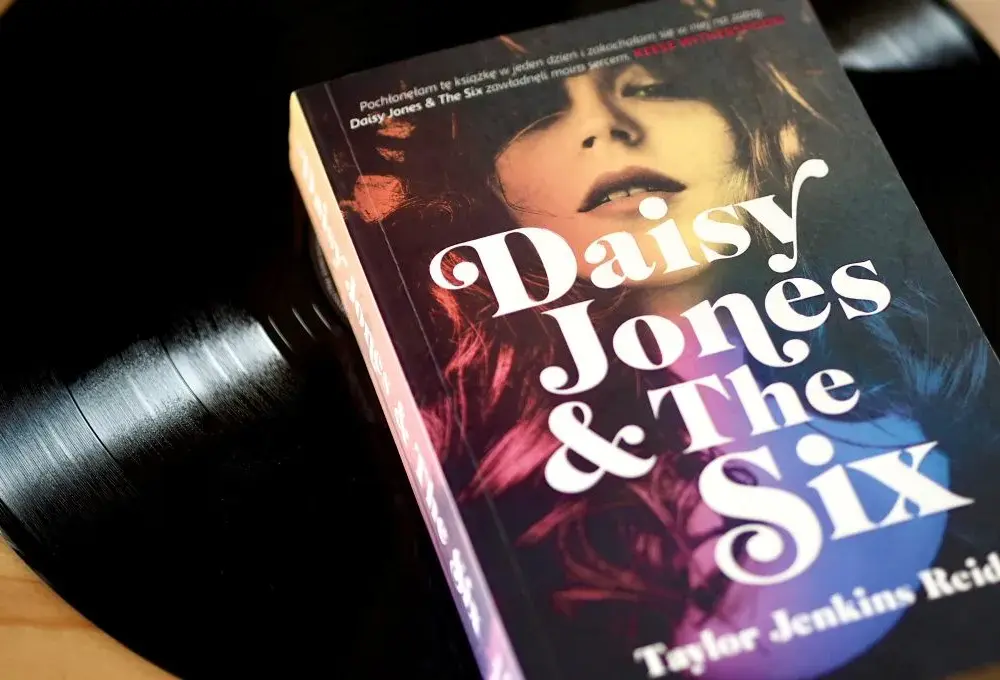 Daisy Jones and the Six - co myślę o tym serialu? Moja recenzja