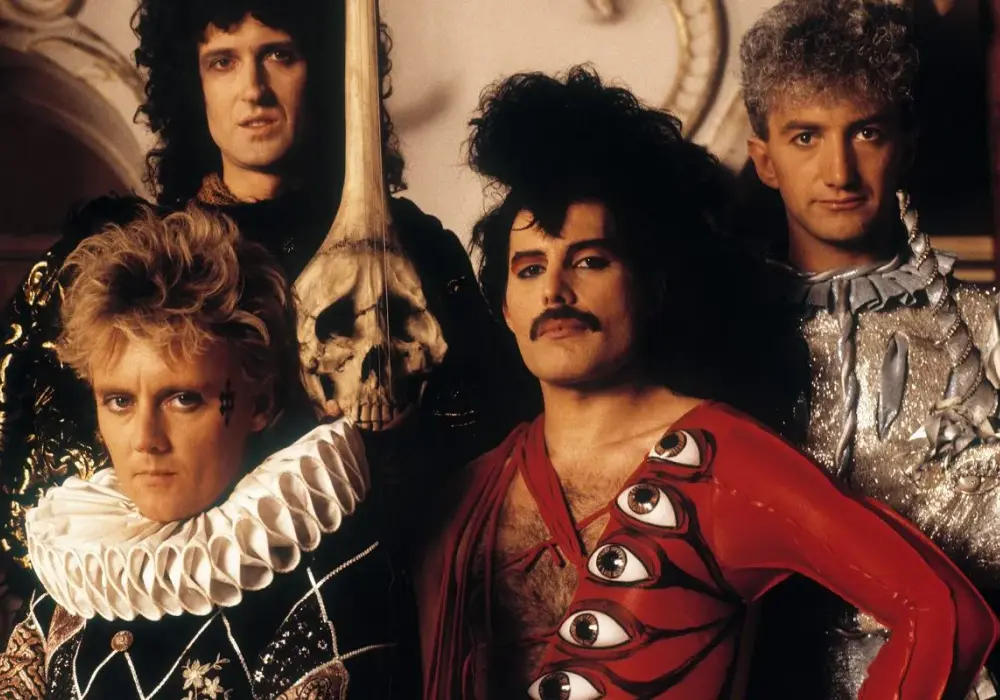 Filmy o Queen: Niezapomniane historie i emocje w muzyce zespołu