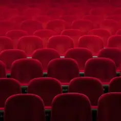 Ile trwają reklamy w kinie Helios? Zaskakujące fakty o czasie seansu