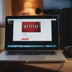 Czy Netflix pobiera dużo internetu? Sprawdź, ile naprawdę zużywa danych