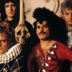 Filmy o Queen: Niezapomniane historie i emocje w muzyce zespołu