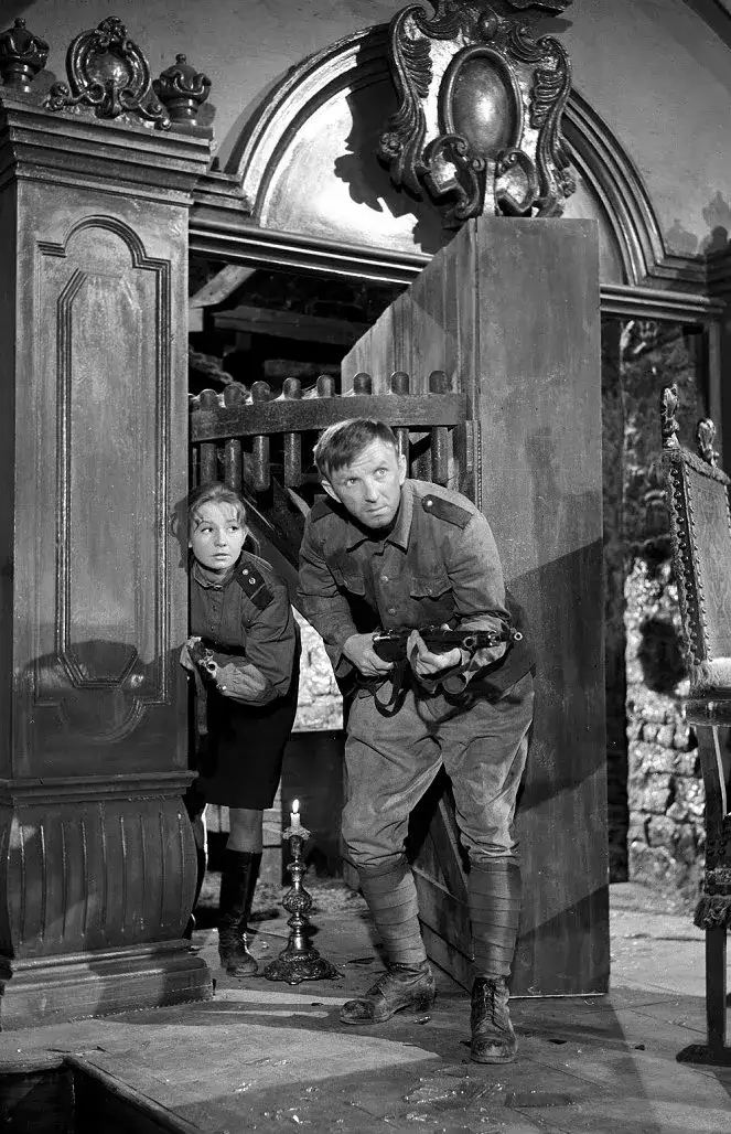 Zdjęcie Gdzie kręcono film gdzie jest generał? Odkryj tajemnice lokalizacji